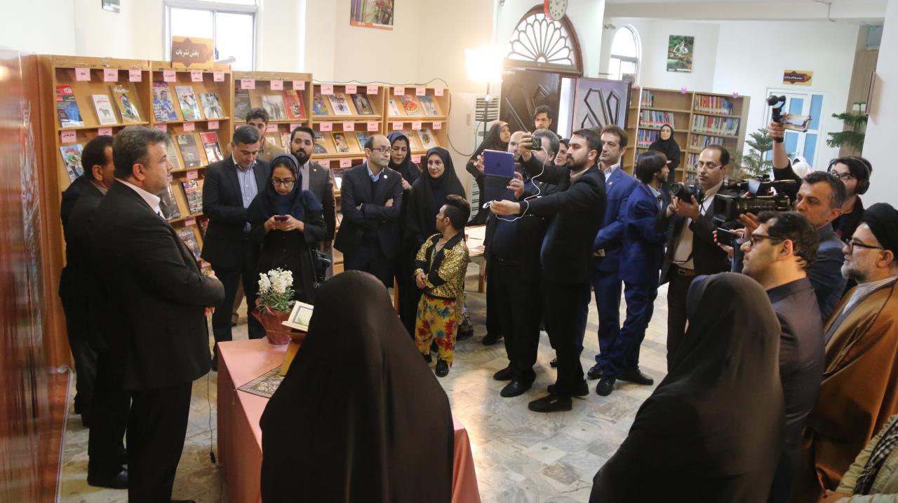 کتابخانه گردی استاندار مازندران به مناسبت روز کتابخانه ها
