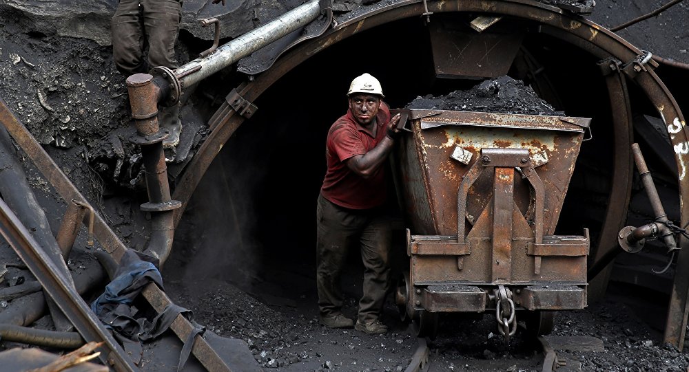 منافع معادن زغال‌سنگ زیر پای بخش خصوصی