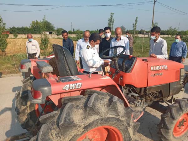 اجرای طرح پلاک گذاری ماشین آلات کشاورزی در سیمرغ