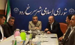 برگزاری جلسه هم‌اندیشی فرماندار با رئیس و اعضای شورای اسلامی شهر سرخ‌رود