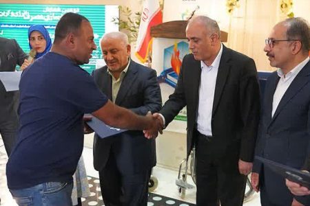 استاندار مازندران در روز ملی بهره‌وری و بهینه‌سازی مصرف از مشترکان کم‌مصرف گاز تقدیر کرد