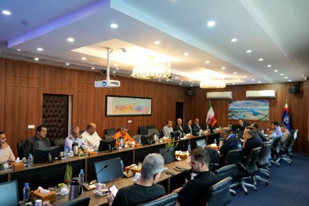 برگزاری دومین نشست هم‌اندیشی با شرکت‌های کشتیرانی در بندرامیرآباد