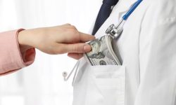 زیرمیزی؛ زخمی که همه می‌شناسند