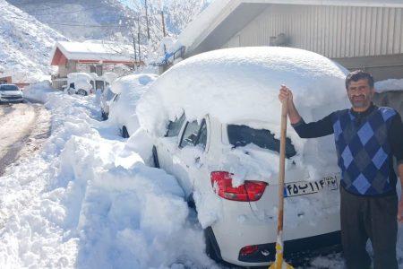 تصویر / بارش برف یک متری در شهر پل سفید مازندران