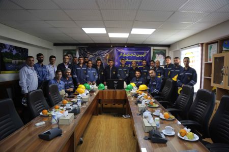 آیین تجلیل از سیمبانان شركت توزیع نیروی برق مازندران