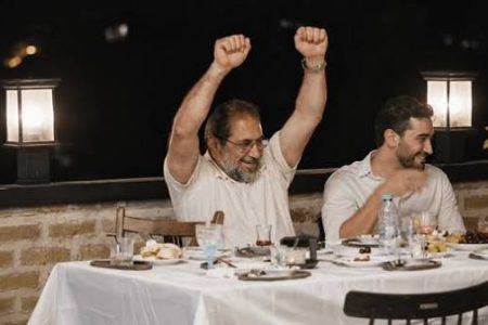 همه ماجراهای آقای فرماندار در یک کافه!